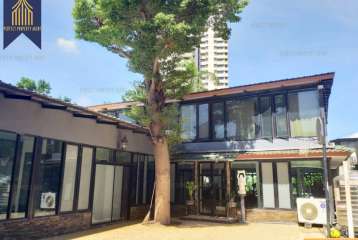 บ้านเดี่ยวหลังใหญ่ 2 ชั้น สุขุมวิท36-ช่อง3