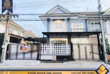 บ้านเเฝดกว้าง 35 ตร.ว. พฤกษาB รังสิต-คลองสาม ทำเลดี จอดรถได้หลายคัน ต้นโครงการ เดินทางเข้า-ออกสะดวก ต่อเติมเต็มพื้นที่