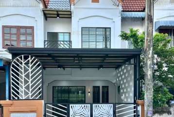 ขาย ทาวน์เฮ้าส์ กรุงทอง สายไหม 33 รีโนเวทใหม่พร้อมอยู่