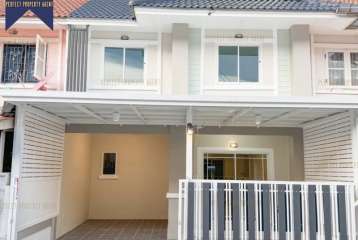 ขายทาวน์เฮ้าส์หมู่บ้าน พฤกษา 21 ตกแต่งใหม่ทั้งหลังราคาย่อมเยาว์