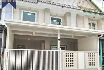 ขาย ทาวน์เฮาส์หมู่บ้านพฤกษา 25 ราคาย่อมเยาว์พร้อมอยู่