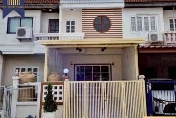 ทาวน์เฮ้าส์หมู่บ้านบัวทอง3พร้อมอยู่ราคาย่อมเยาว์