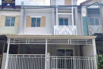 ทาวน์เฮาส์ไลโอใกล้วงแหวนปิ่นเกล้า