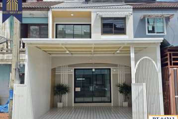 ทาวน์เฮ้าส์รสสุคนธ์ บางใหญ่ พร้อมอยู่