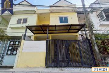 ขาย ทาวน์เฮ้าส์ เรวดี 3 ตลาดขวัญ นนทบุรี สไตล์โมเดิร์น แต่งใหม่