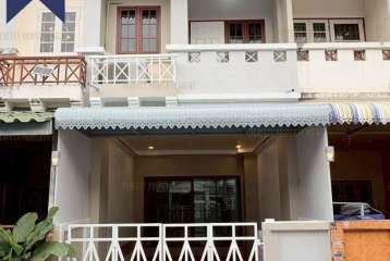 ทาวน์เฮาส์บางใหญ่บางบัวทองตกแต่งใหม่ราคาย่อมเยาว์