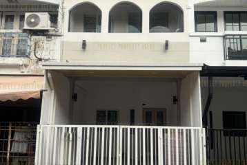 ขาย ทาวน์เฮ้าส์ บัวทองธานีพาร์ค กาญจนาภิเษก ใกล้ตลาดสมบัติบุรี เซ็นทรัลเวสต์เกต