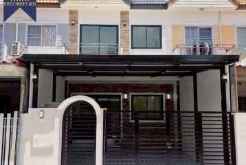 ทาวน์เฮาส์ ณ นนท์ บางบัวทอง ตกแต่งใหม่ราคาย่อมเยาว์